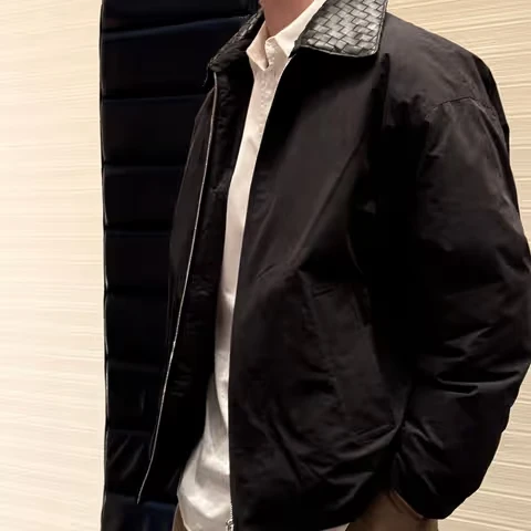 翻领羽绒外套
